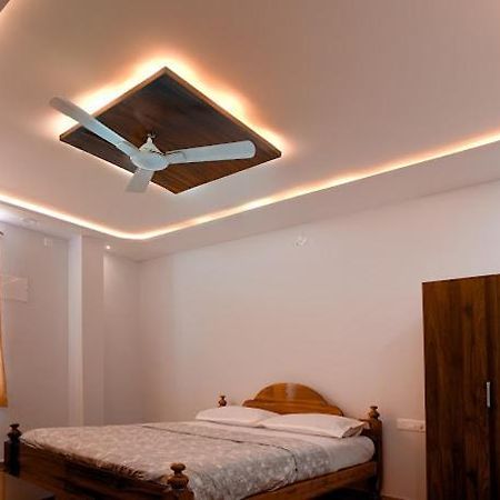 Nagadeep Residency Hotel ไมซอร์ ภายนอก รูปภาพ